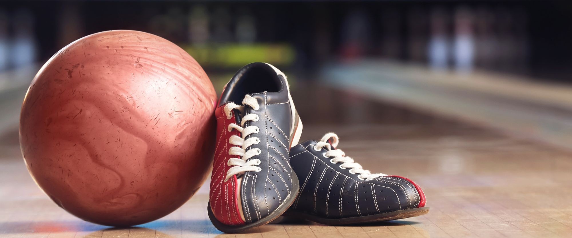 Keilapallo ja -kengät